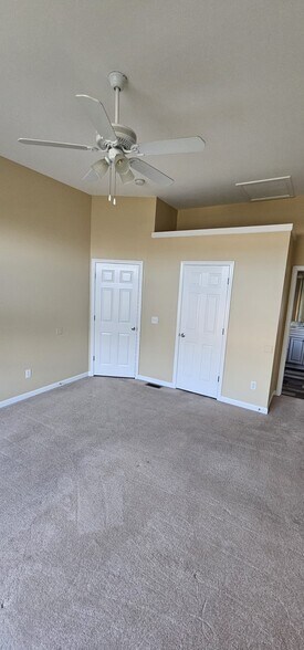 Building Photo - 5113 Minuteman Ln