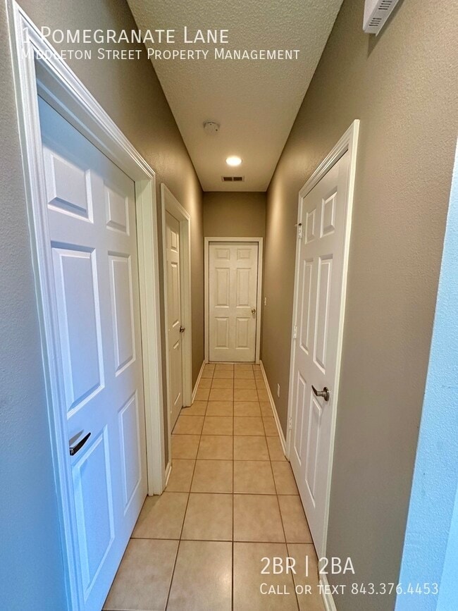 Building Photo - 1 Pomegranate Ln