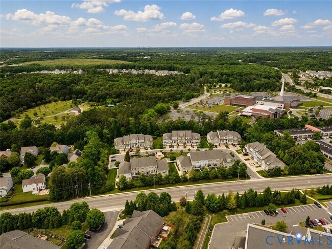Building Photo - 5421 Hickory Ann Dr