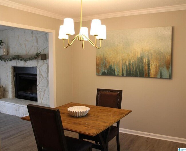Building Photo - 4 bed, 2 bath in Alabaster