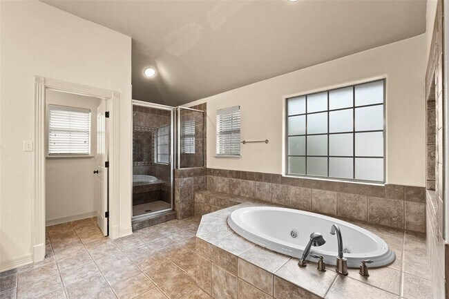 Building Photo - 2908 Arbor Ct