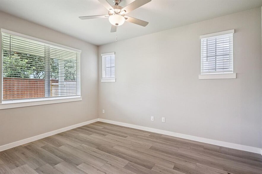 Building Photo - 17127 White Acer Way
