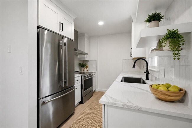 Building Photo - 26 Ridgeview Ct