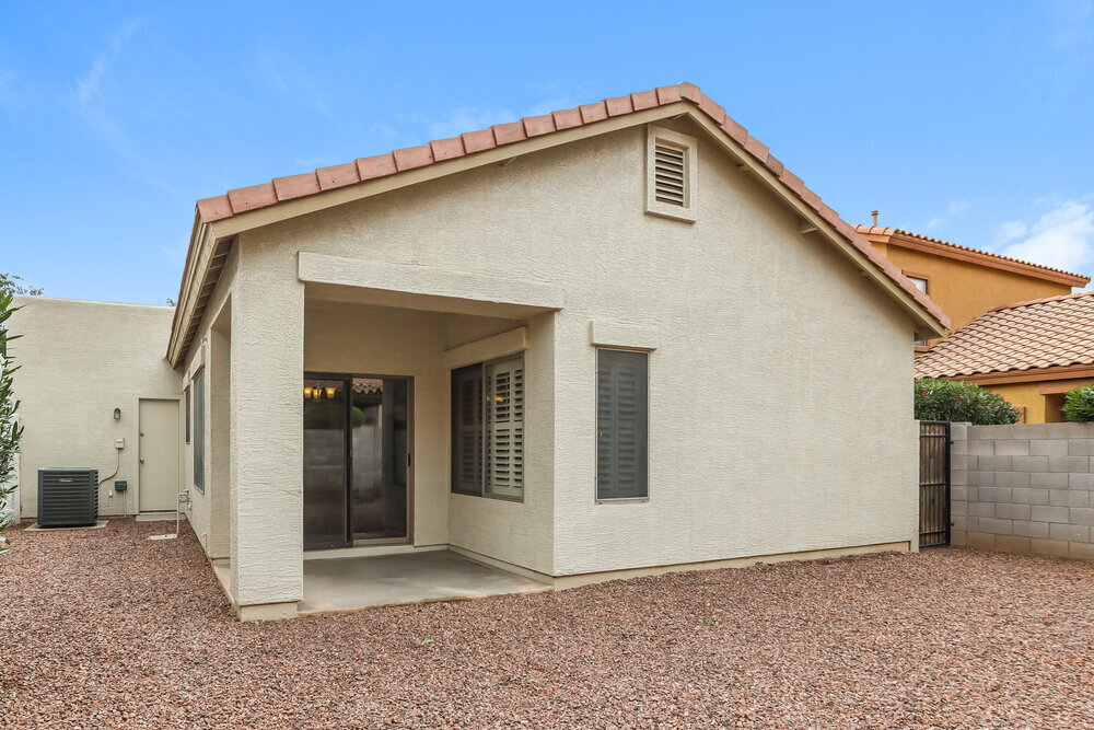 Building Photo - 2650 E Wildhorse Pl