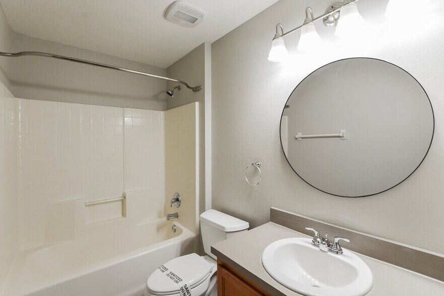 Building Photo - 2296 Bracknell Forest Trail