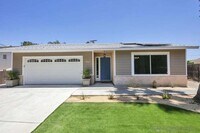 Building Photo - Lovely Family Home w/ Large Backyard & Solar