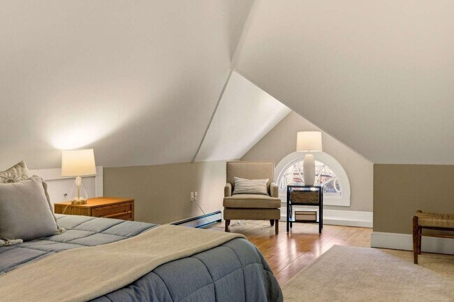 Building Photo - 115 Court St