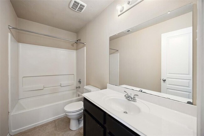 Building Photo - 6727 Wide Creek Dr