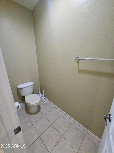 Building Photo - 3216 S Cottonwood Dr