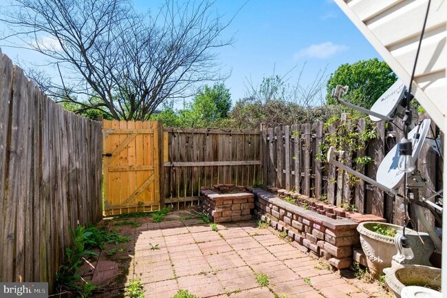 Building Photo - 7886 Brighton Way