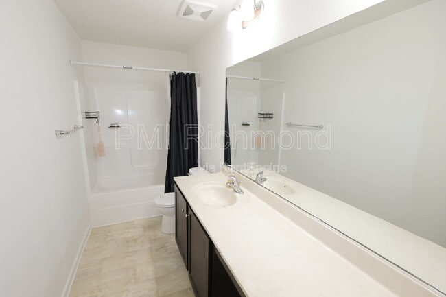 Building Photo - 14106 Shallow Creek Ln