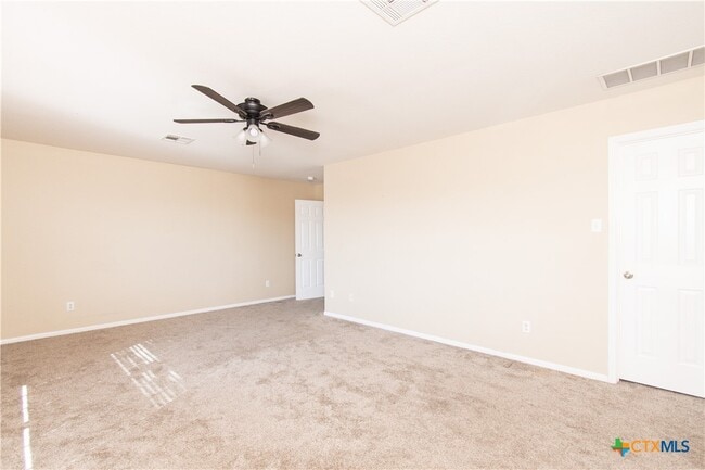 Building Photo - 413 E Orion Dr