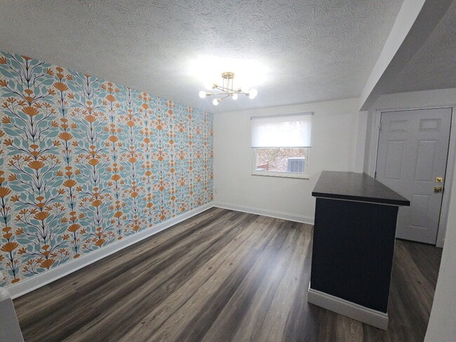 Building Photo - 2877 Mossy Brink Ct