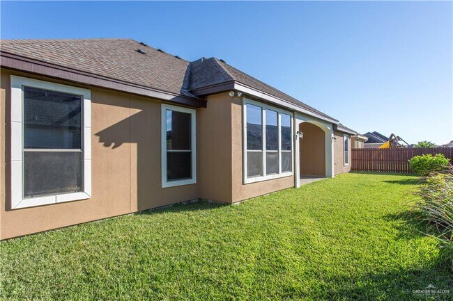Building Photo - 1316 Poblano Ln