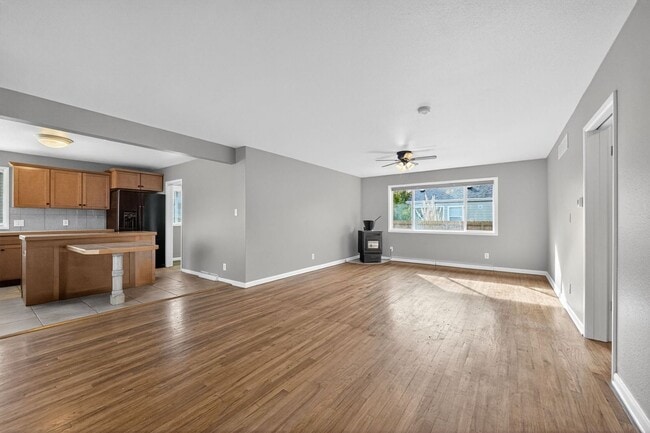 Building Photo - Charming 2BR House in Erie