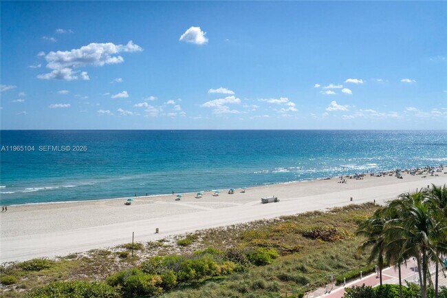 Building Photo - 5757 Collins Ave