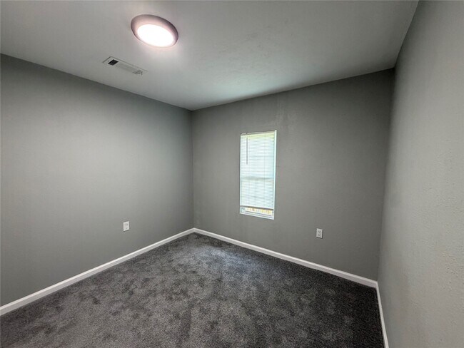 Building Photo - 2508 S Texas Ave