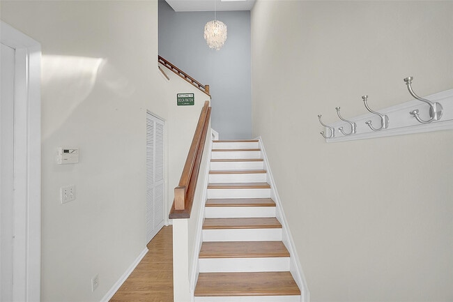 Building Photo - 5307 Buckhead Cir