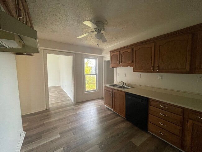 Building Photo - COMING SOON! This is a Lease-to-Own – Not ...