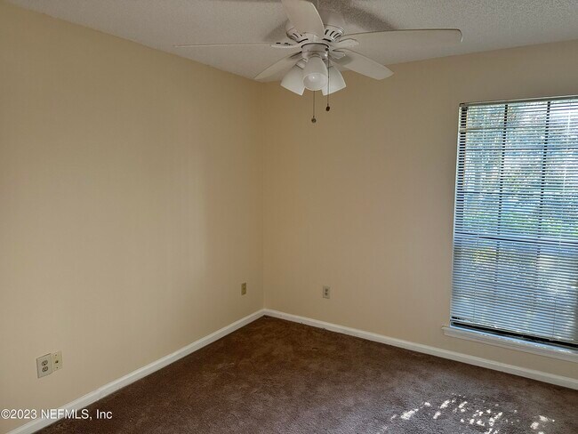 Building Photo - 4345 Gran Meadows Ln S