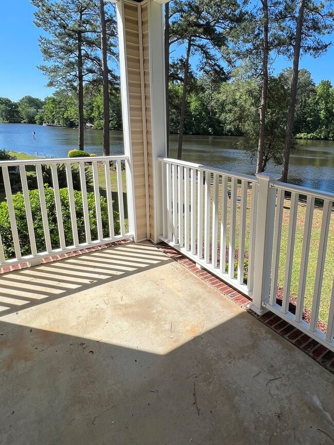 Building Photo - 3310 Harbour Pointe Pl