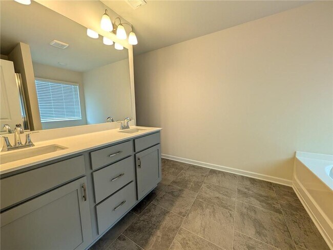 Building Photo - 1354 Willow Brk Cir
