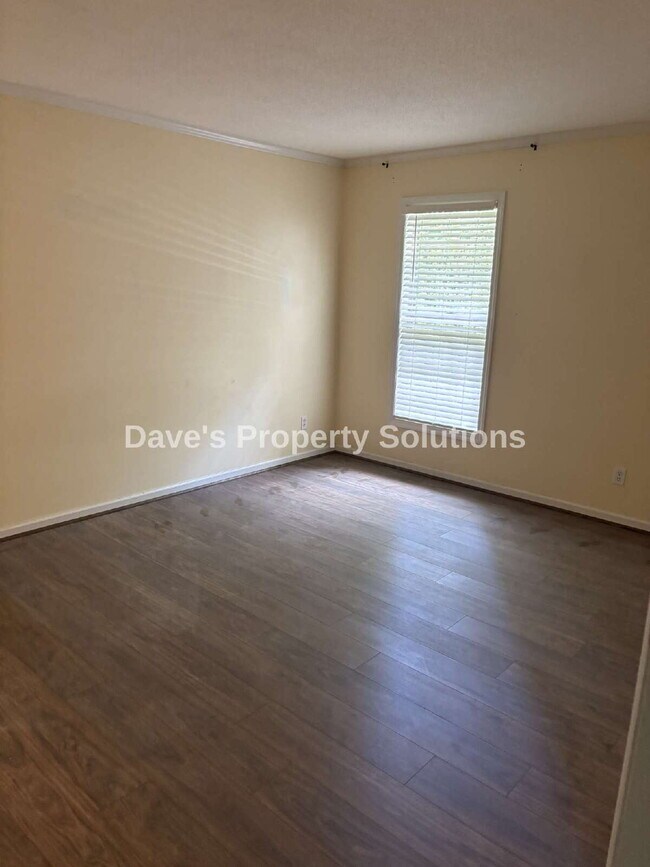 Building Photo - Beautiful Condo in Convenient Location!