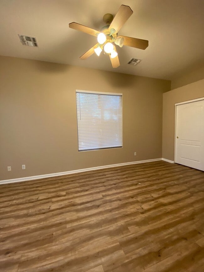 Building Photo - COMING SOON IN HIGLEY GROVES!!!!