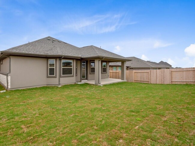 Building Photo - 2609 Enza Dr