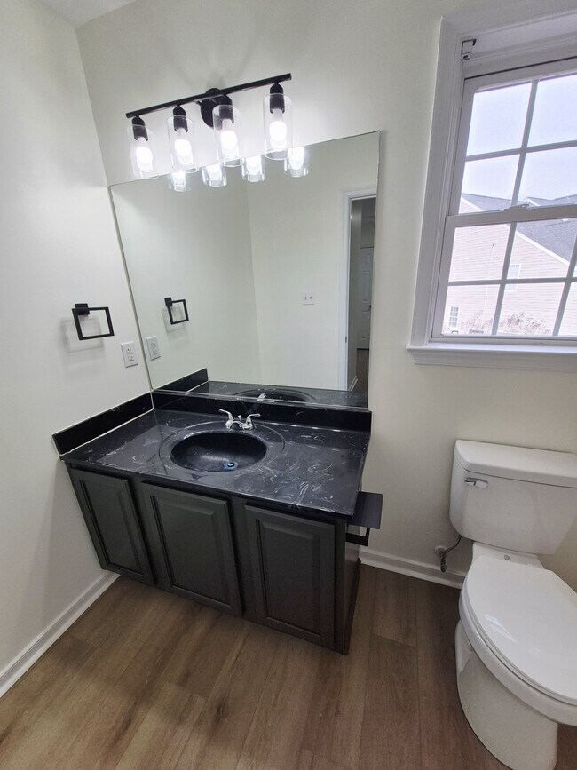 Building Photo - 7221 Oakmere Ct