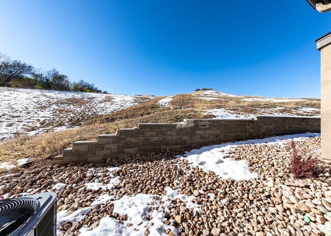 Building Photo - Serene, Peaceful Retreat nestled up to Mt Open Space