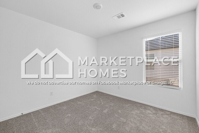 Building Photo - 22 Cedarwood Dr