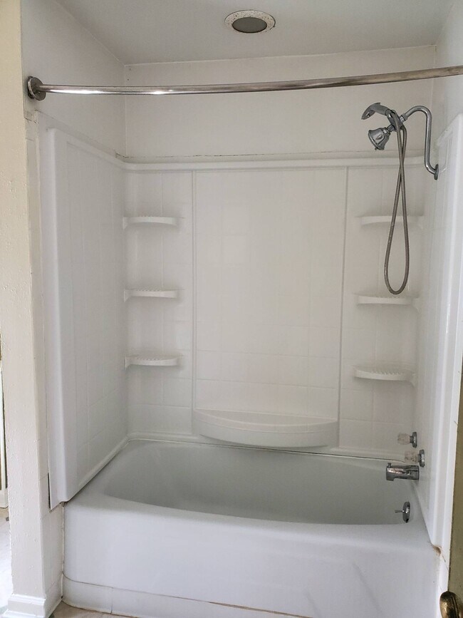 Building Photo - 1531 W Harrison St