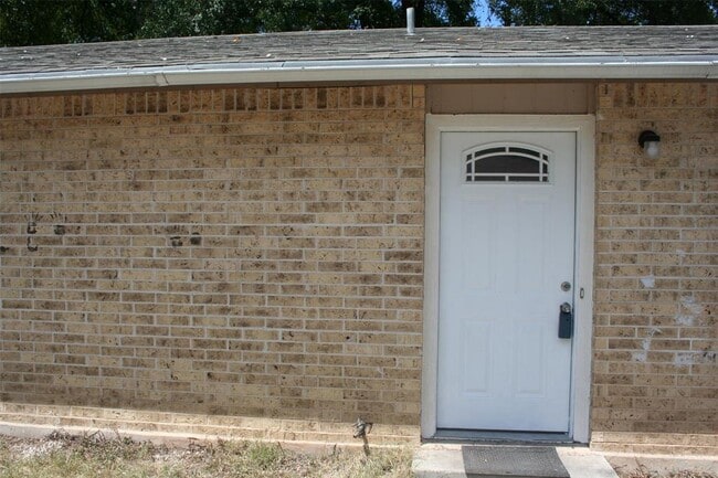 Building Photo - 5314 Atascosa Dr