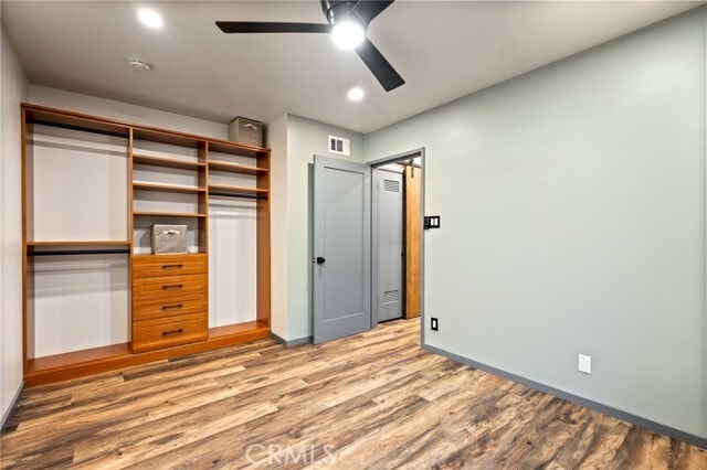 Building Photo - 7424 W 85th St