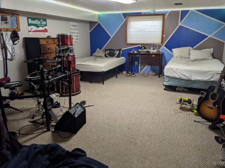 Building Photo - 3823 E 15th Ave