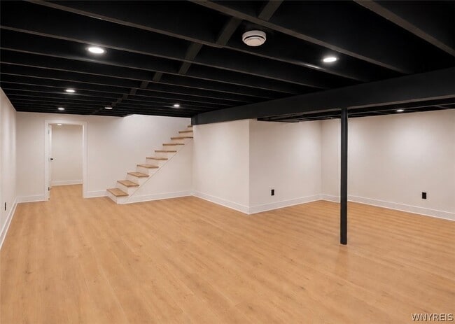Building Photo - 6921 Bear Ridge Rd