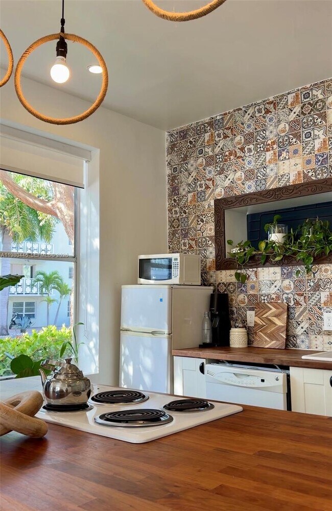 Building Photo - 1502 Jefferson Ave