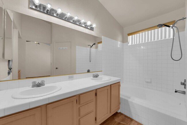 Building Photo - Well-Maintained 3BR Home | Open Living, Private Yard, Prime NW Location