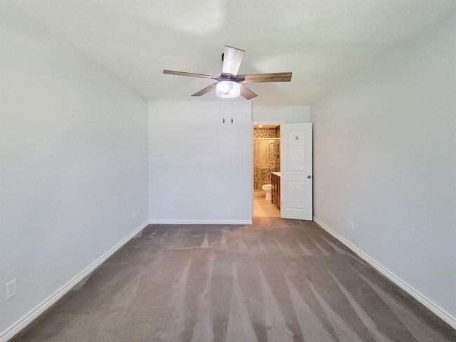 Building Photo - 1234 W 31st St