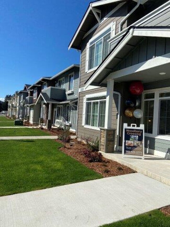 Building Photo - 3-bedroom 2 bath apartment in West Olympia - Apply Today and get March Free!!