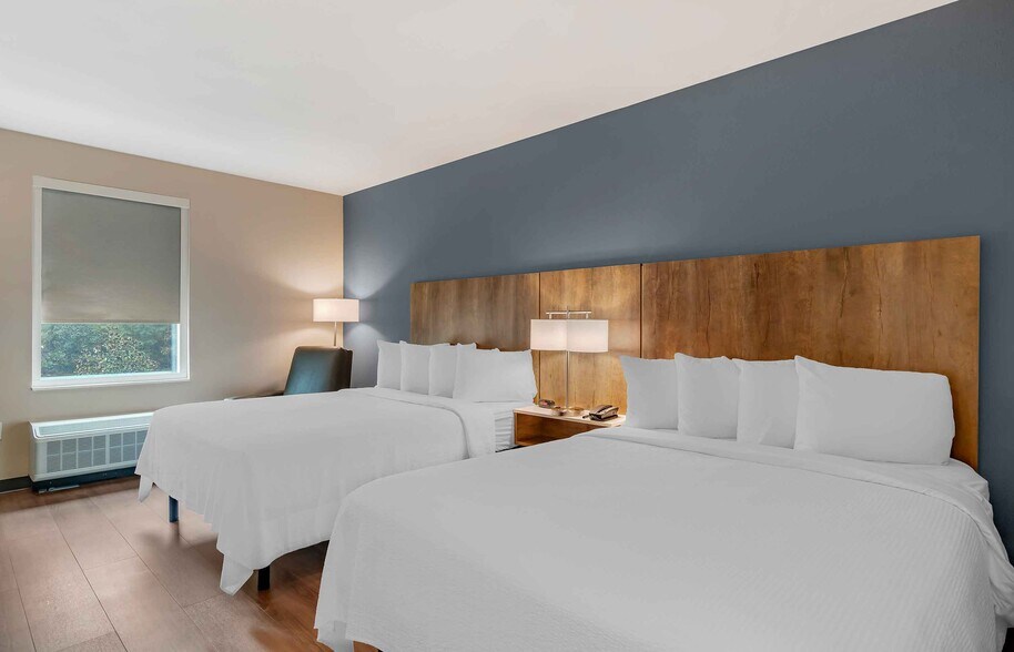 Building Photo - Furnished Studio-Jacksonville - Airport