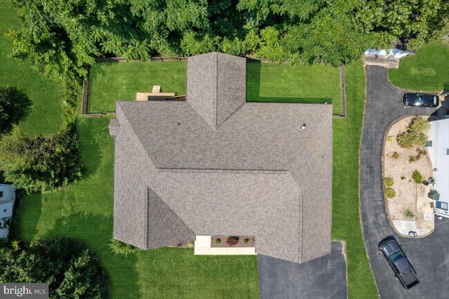 Building Photo - 170 Coventry Ct