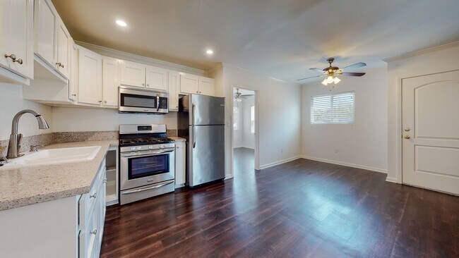 Building Photo - 1711-1713 Redondo Blvd