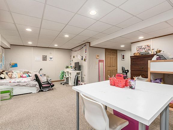 Basement - 657 Grove Cir