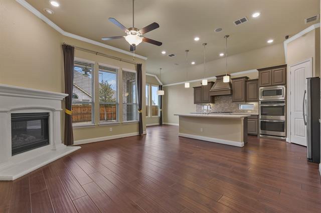 Building Photo - 351 Long Meadow Way