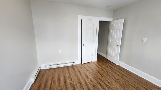 Building Photo - 1514 Pembroke St