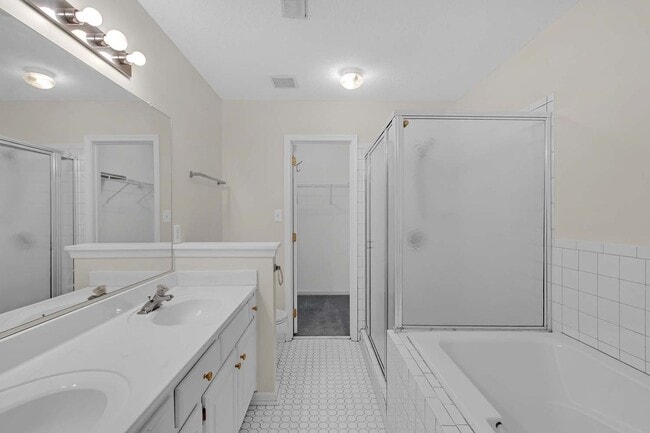 Building Photo - 308 Charleston Way