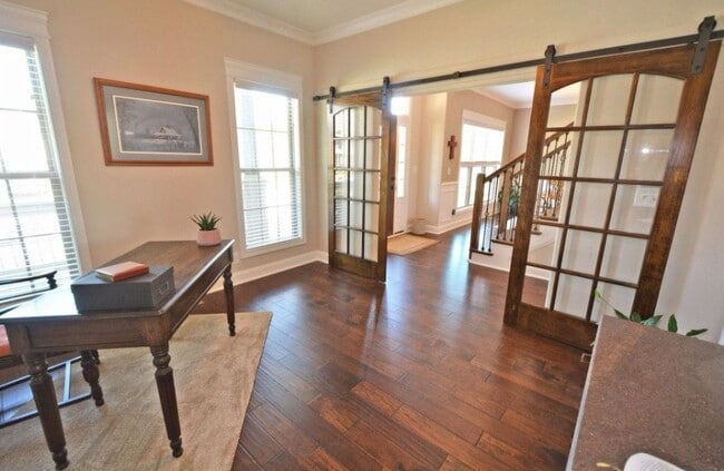 Building Photo - 181 Roanoke Station Cir