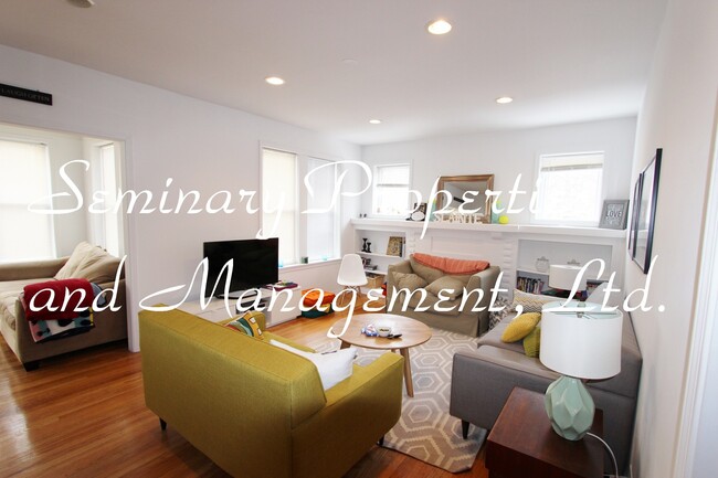 Interior Photo - 3453-55 N Bosworth